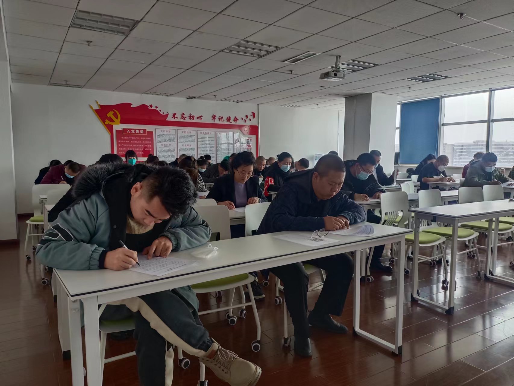 &#21326;&#20159;&#24179;&#21488;&#45;&#21326;&#20159;&#65288;&#20013;&#22269;&#65289;&#19968;&#31449;&#24335;&#26381;&#21153;&#24179;&#21488;